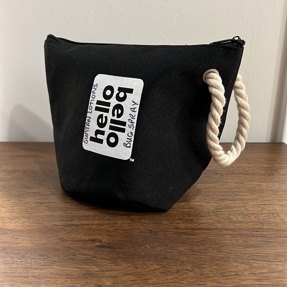 HELLO BELLO SWIM BUCKET